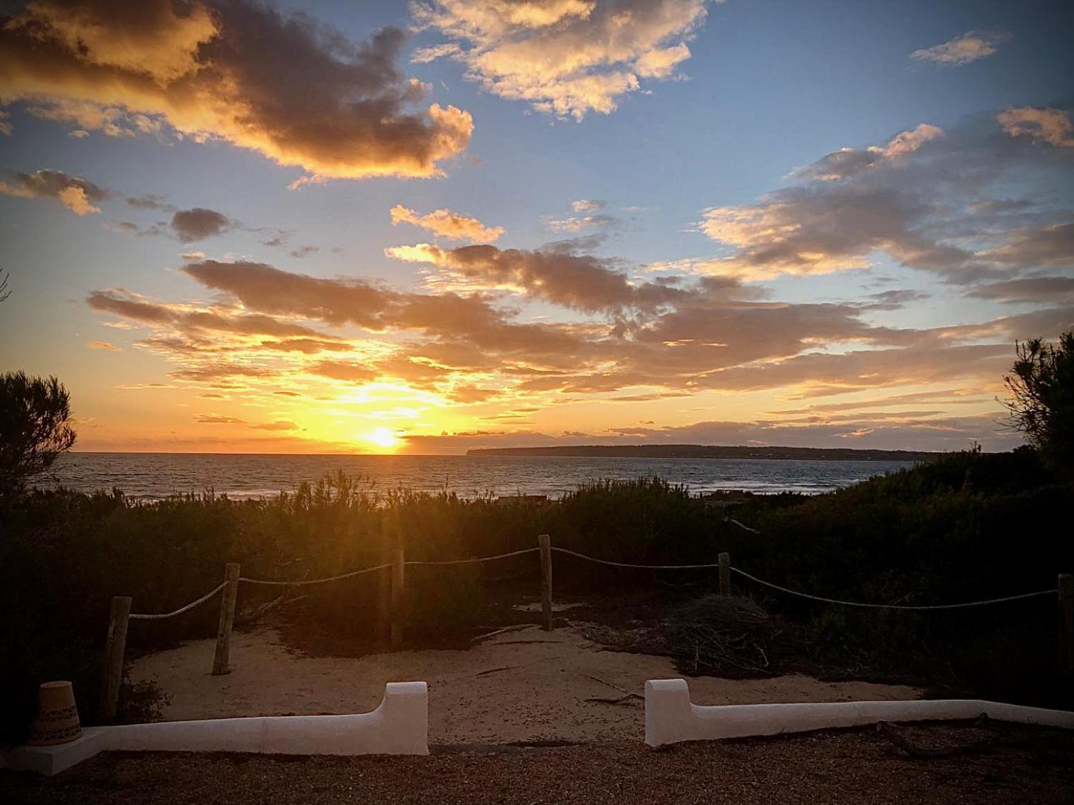 Voga Mari - Astbury Formentera Apartment Плая Мигхорн Стая снимка