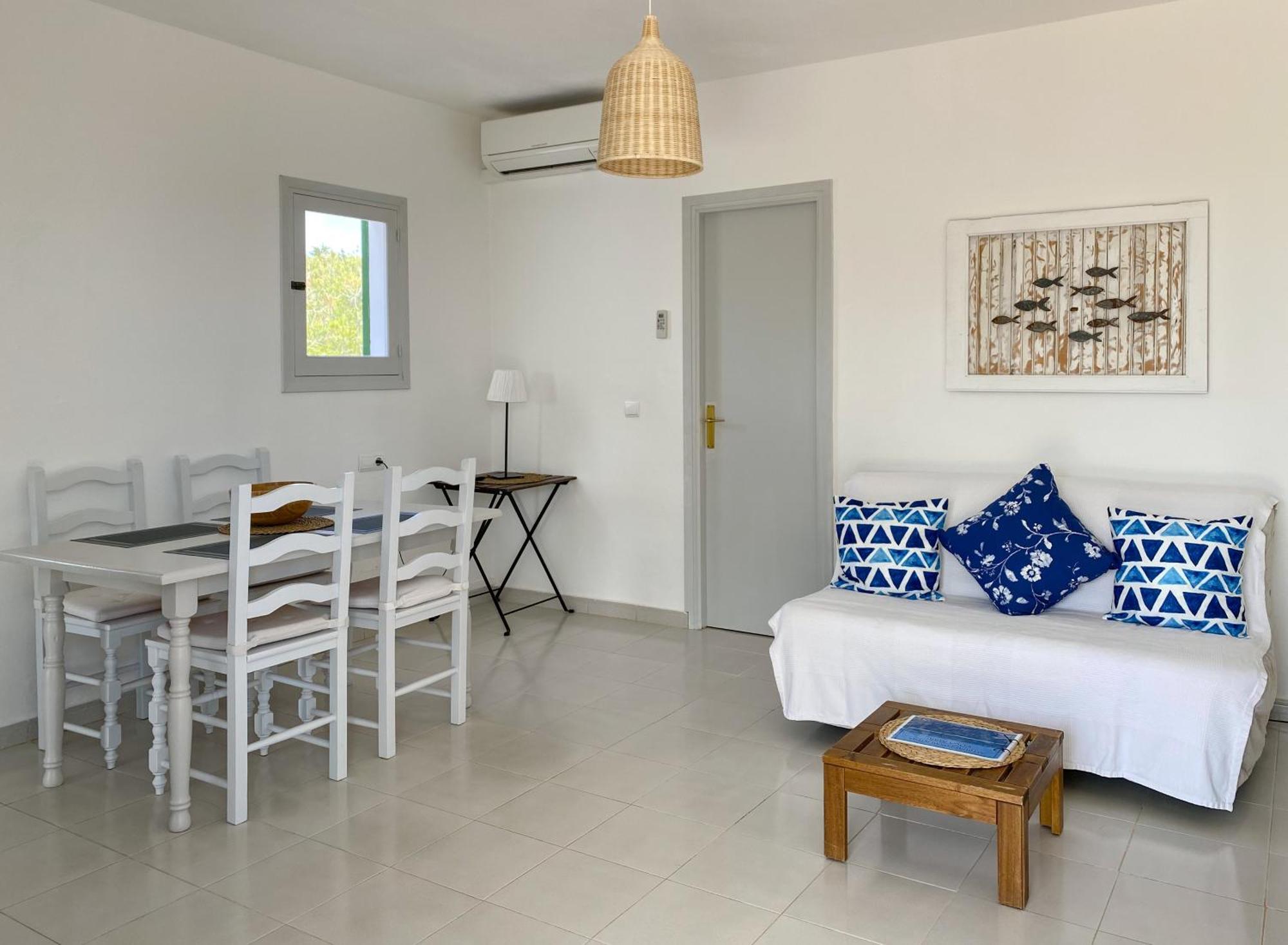 Voga Mari - Astbury Formentera Apartment Плая Мигхорн Екстериор снимка
