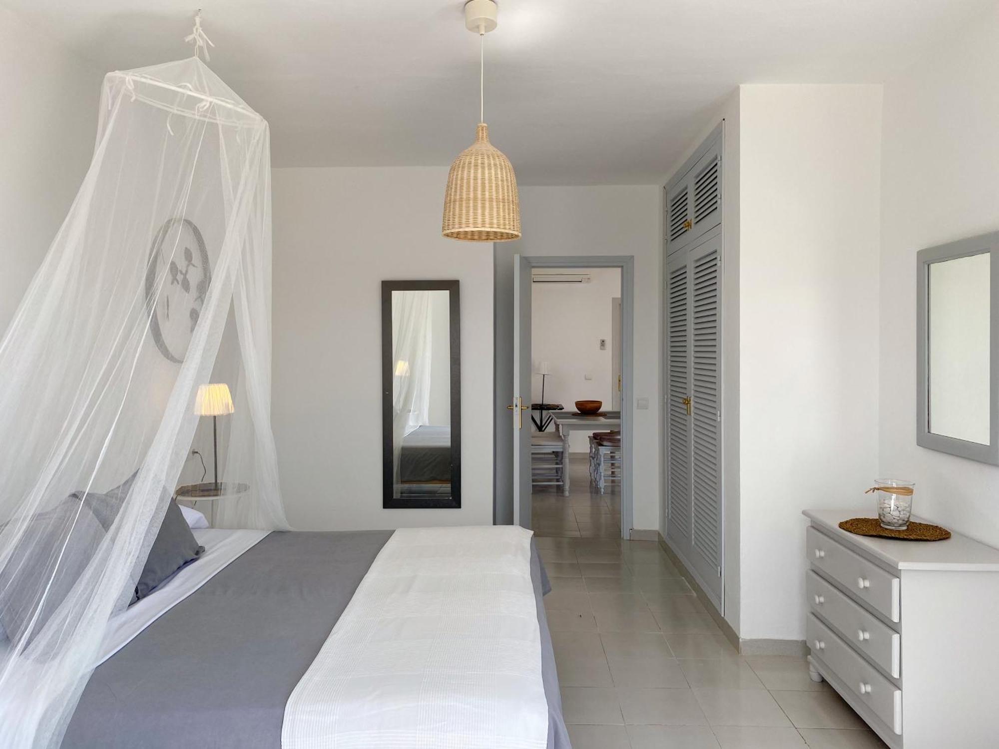 Voga Mari - Astbury Formentera Apartment Плая Мигхорн Екстериор снимка